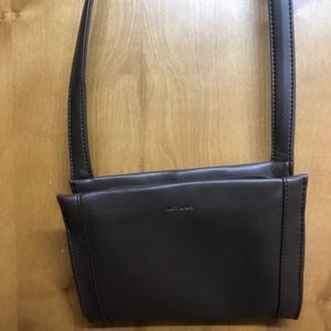 Small mocha Matt & Nat crossbody.